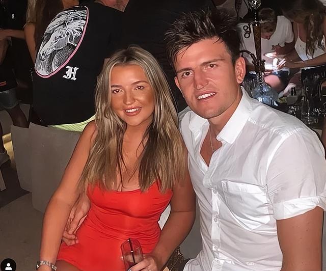 v体育app-曼联“航母”马奎尔受审记:拒交和解金,宁背案底也要硬刚到底!